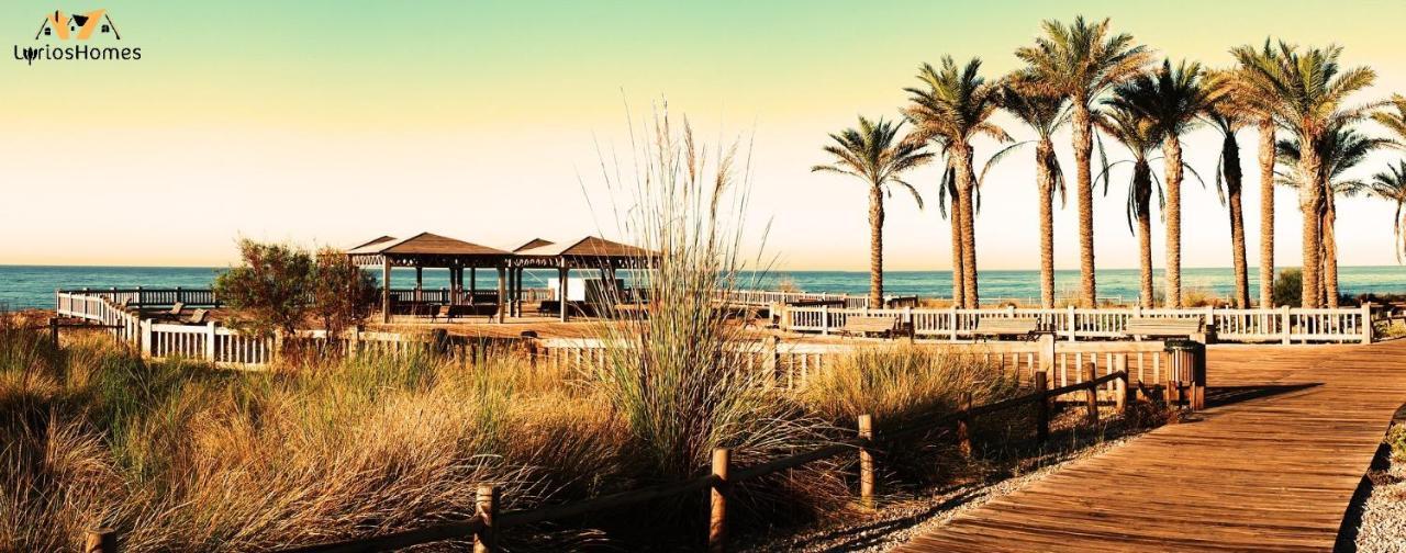 Lyrioshomes Beach Roquetas De Mar , Piscina Y Parque Infantil Buitenkant foto